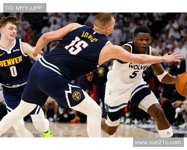 天主青年与图库曼体育激战正酣谁能在赛场上笑到最后